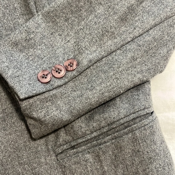 Adolfo International 100% Wool Grey Blazer Size 8 - Picture 2 of 5